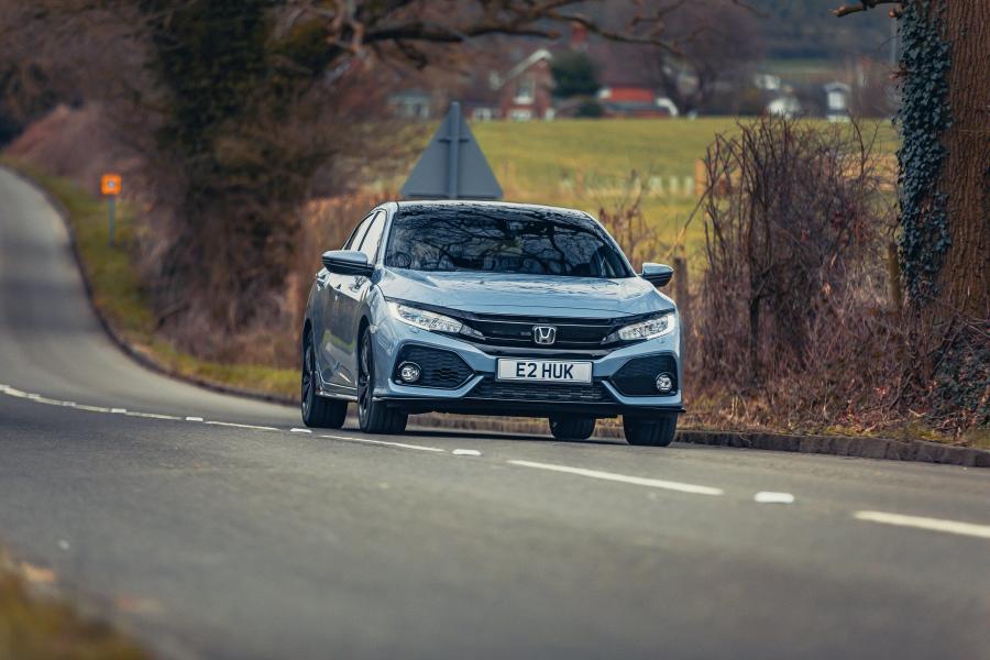  Honda Civic Sport Hatchback 2017 года  (UK) (фото 34 из 40)